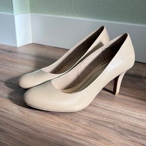 Elegant Nude Women's Pumps